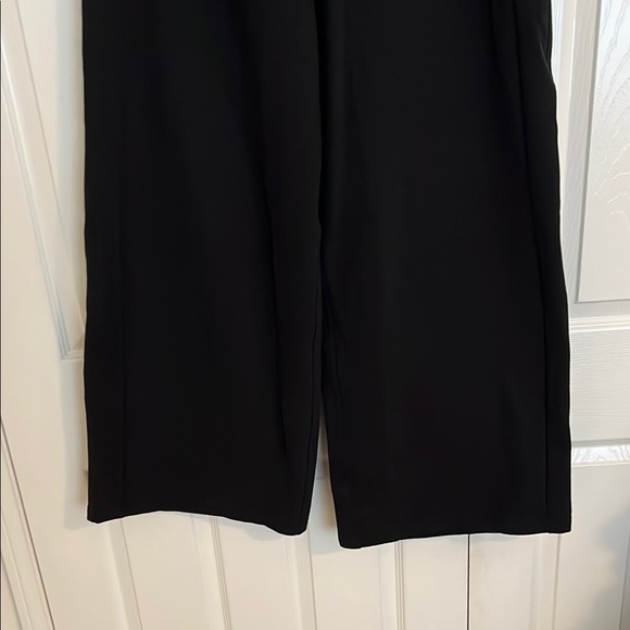 NWT LULULEMON SCUBA MID RISE WIDE LEG PANT•XL TALL - Picture 9 of 12